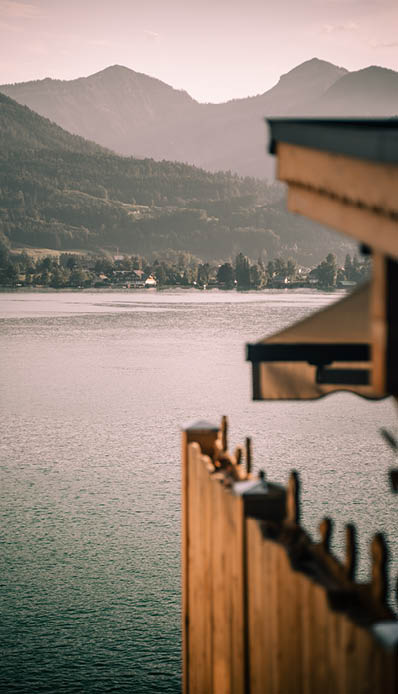 Ausblick von der Seeterrasse auf den Wolfgangsee